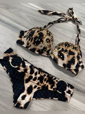 Victoria’s Secret embellished miraculous bombshell leopard/cheetah bikini set